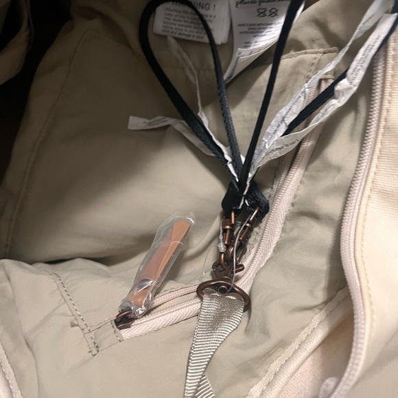 Petunia Pickle Bottom Boxy Backpack Diaper Bag Blue Cream Green Small Bottle Bag - Picture 10 of 15